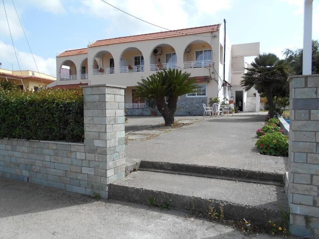 Отель Dimitris studios & apartments (ex. Modul Rhodes) 2*