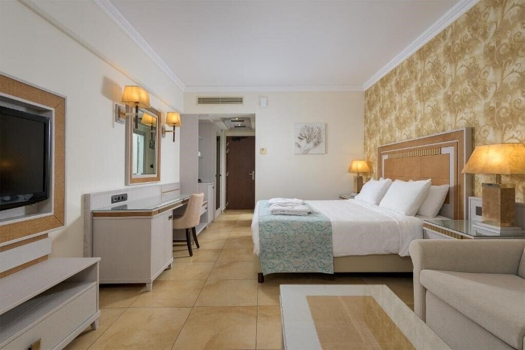 Фотография La Marquise 5*
