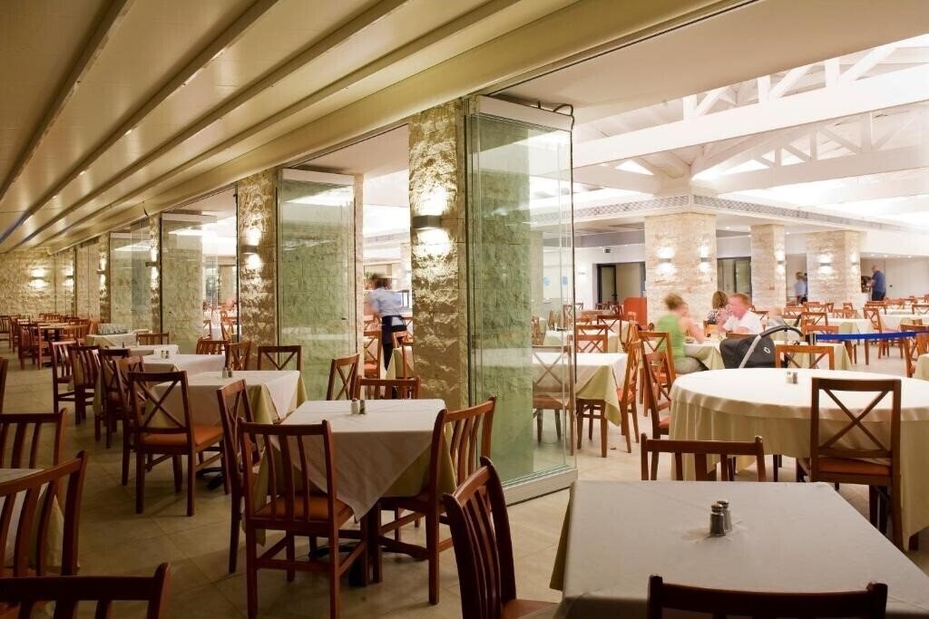 Atlantica Mikri Poli Rhodes 4* суреті