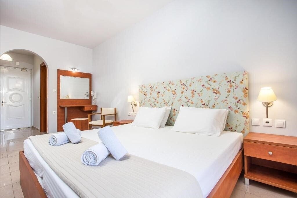 YIANNA STUDIOS (ex. Yianna Studios Apart) апартаменты қонақ үйі