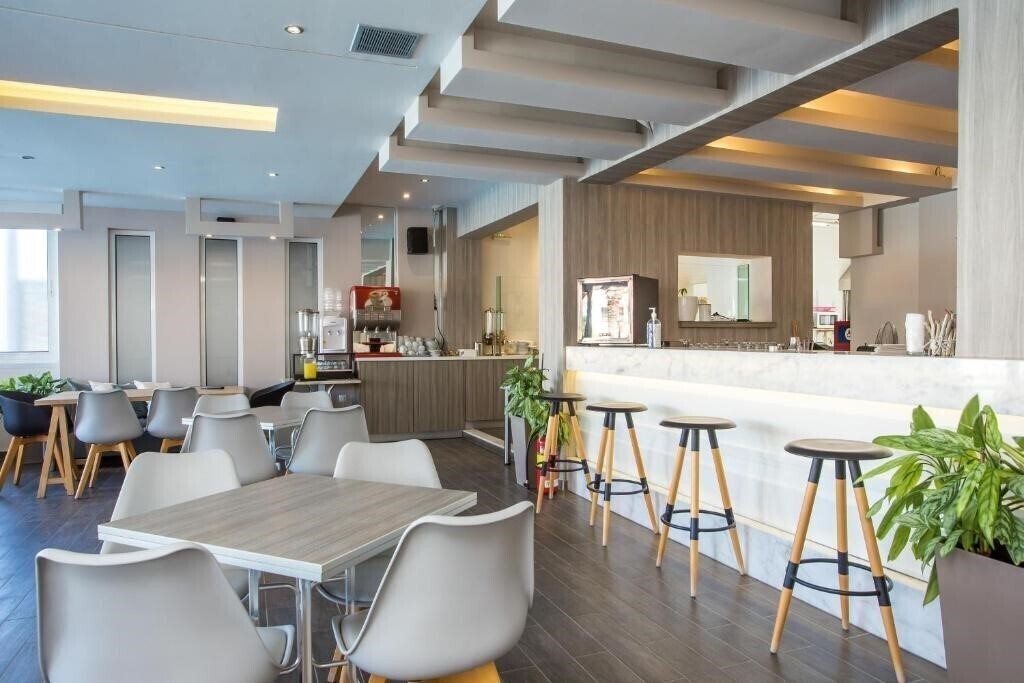 Dias Studios 3* суреті