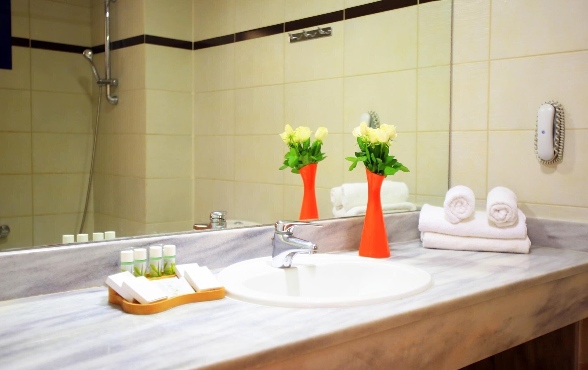 Labranda Miraluna Village 5* суреті