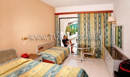 Отель Ellia Hotel (ex. Saint George) 3*