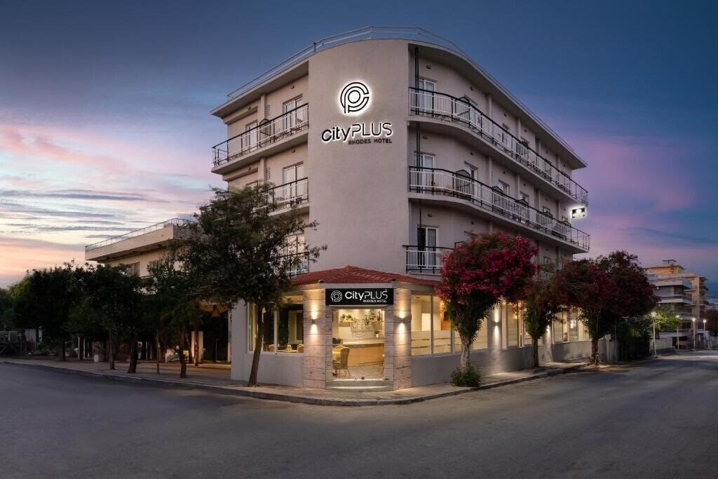 Отель Sylvia Hotel 2*