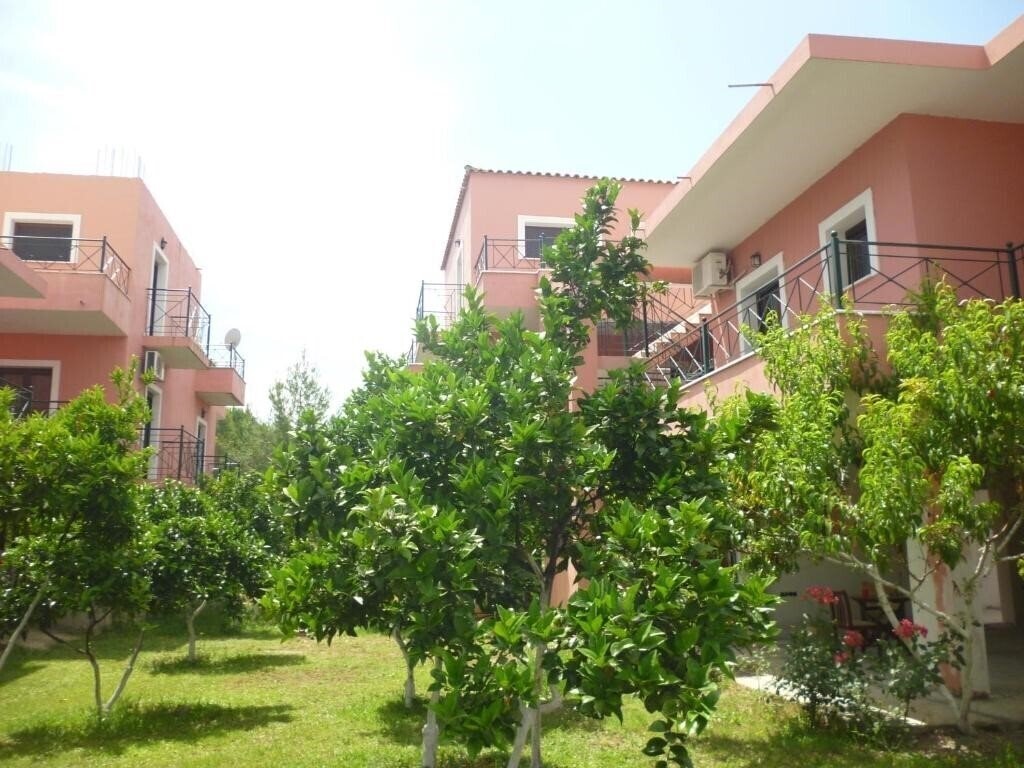 Фотография Ekaterini Hotel-Apartments 3*