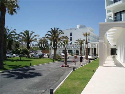 Отель Mitsis Faliraki Beach 5*