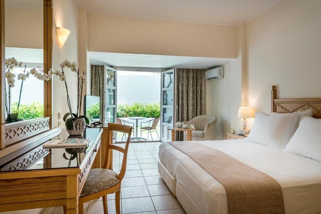 Mitsis Petit Palais 4* қонақ үйі