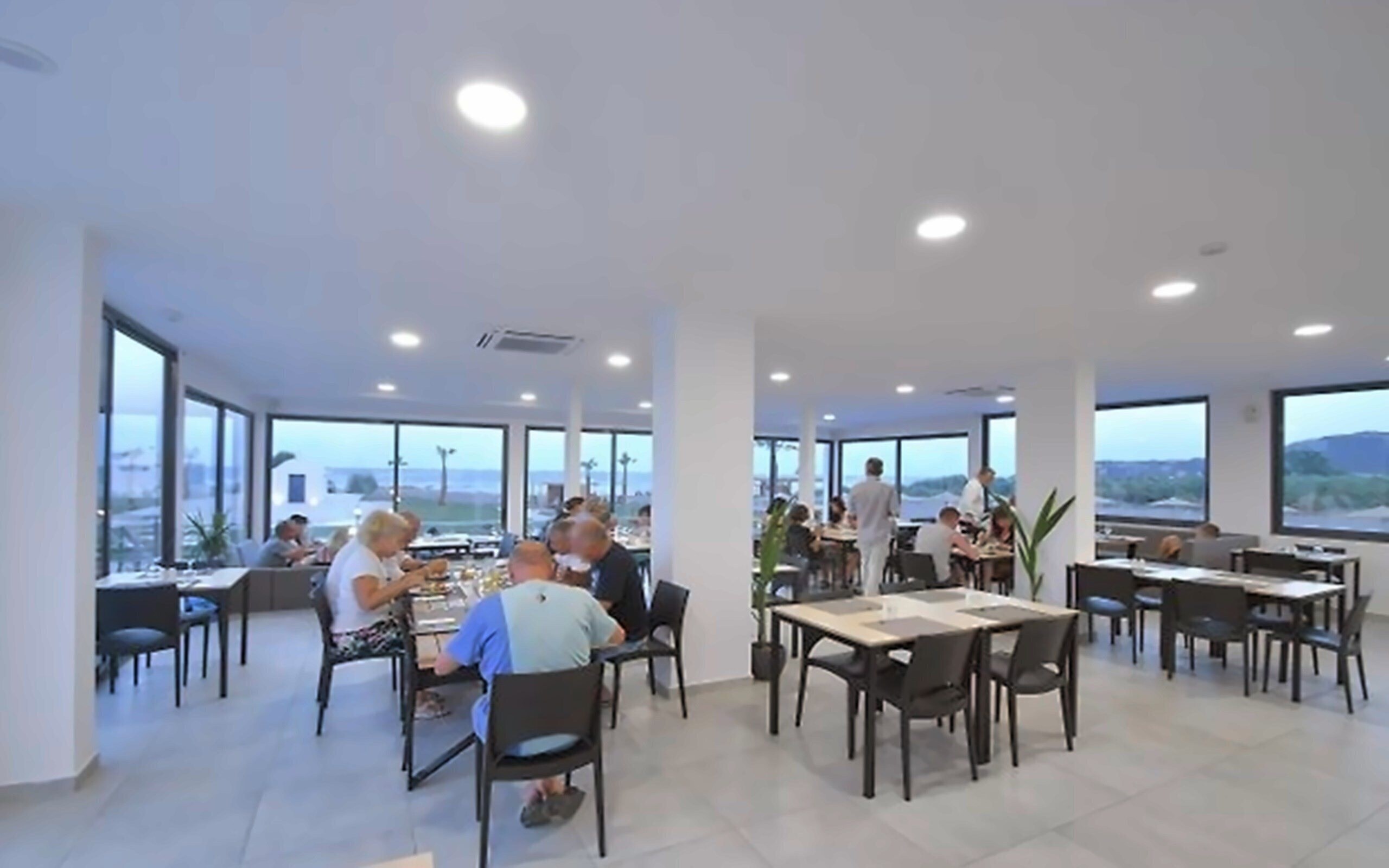 Evita Bay 4* суреті