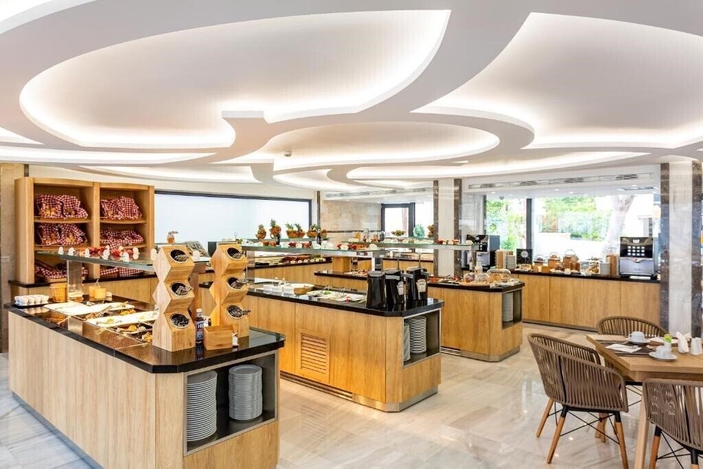 Rhodos Horizon City 4* суреті