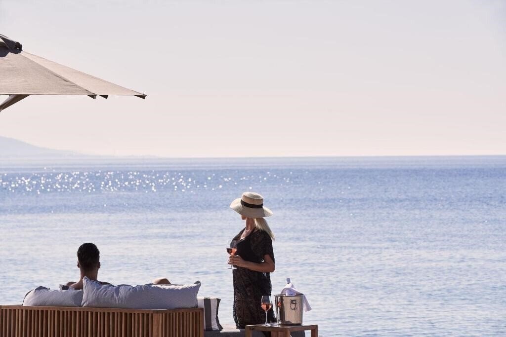 Bellevue On The Beach Suites 5* суреті