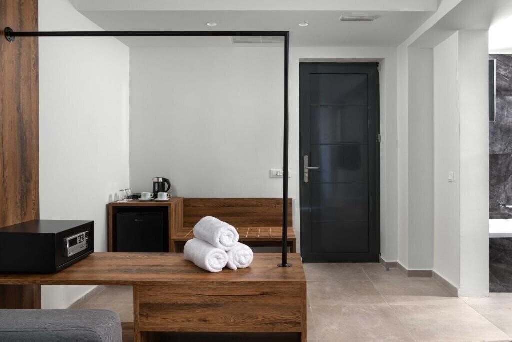 Фотография Atalanti Boutique Hotel - Adults Only 4*