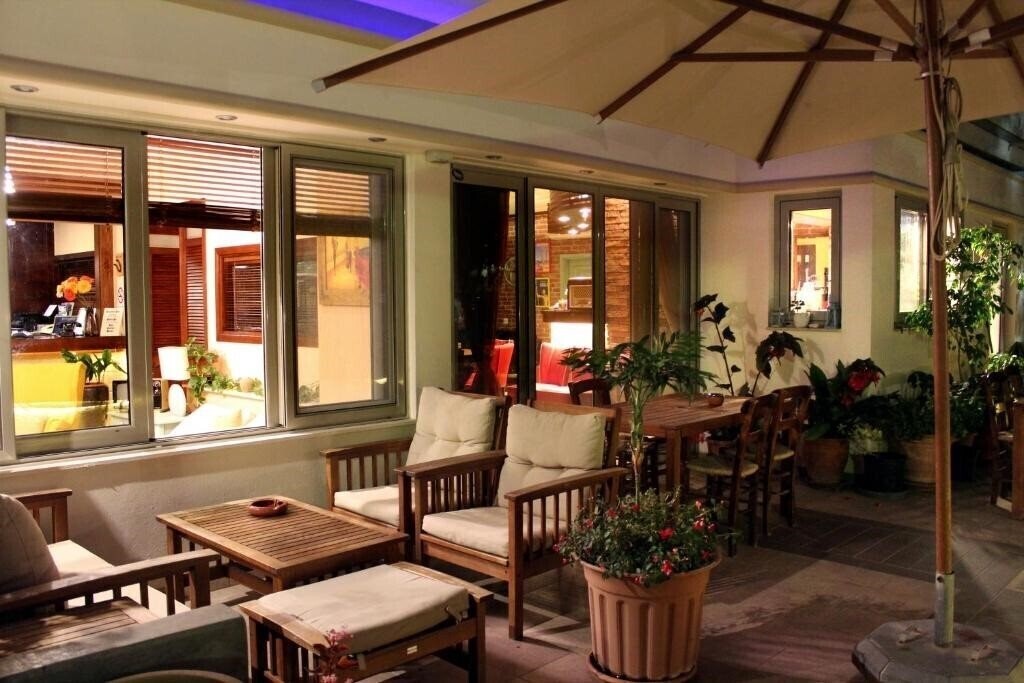 Philoxenia Hotel & Studios 2* суреті