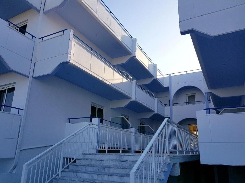 Изображение Pyrgos Hotel Apartments 2*