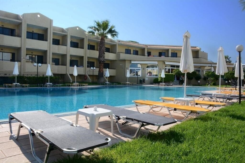 Изображение Summerland & Bungalows 3*