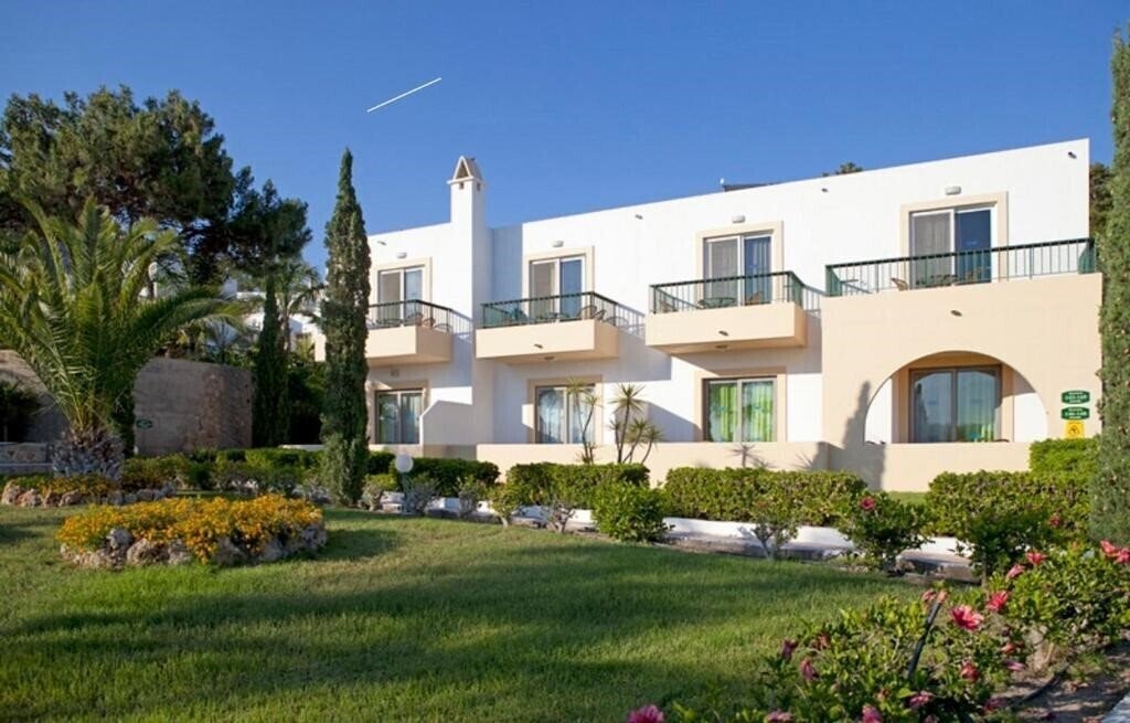 Изображение Pefkos Beach 3*