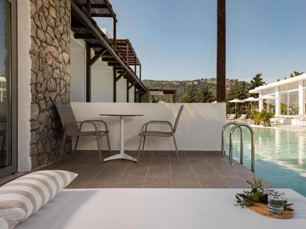 Nama Retreat 5* суреті