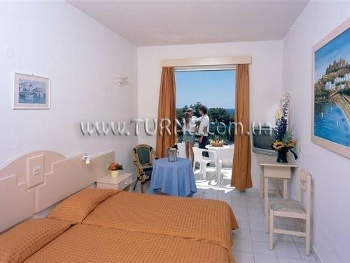 Отель Montemar Beach Resort 3*