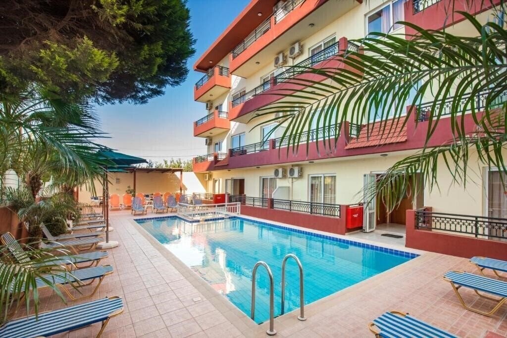 Alea Hotel 2* фотосуреті