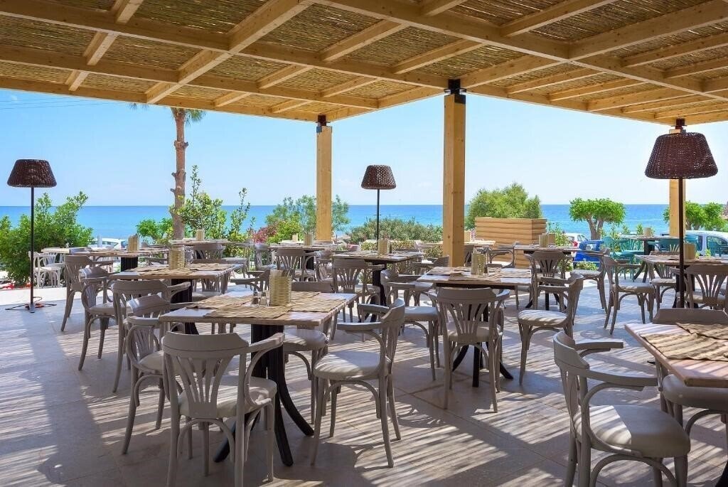 Изображение Porto Angeli Beach Resort (ex. Club Salut Porto Angeli Beach Resort) 5*