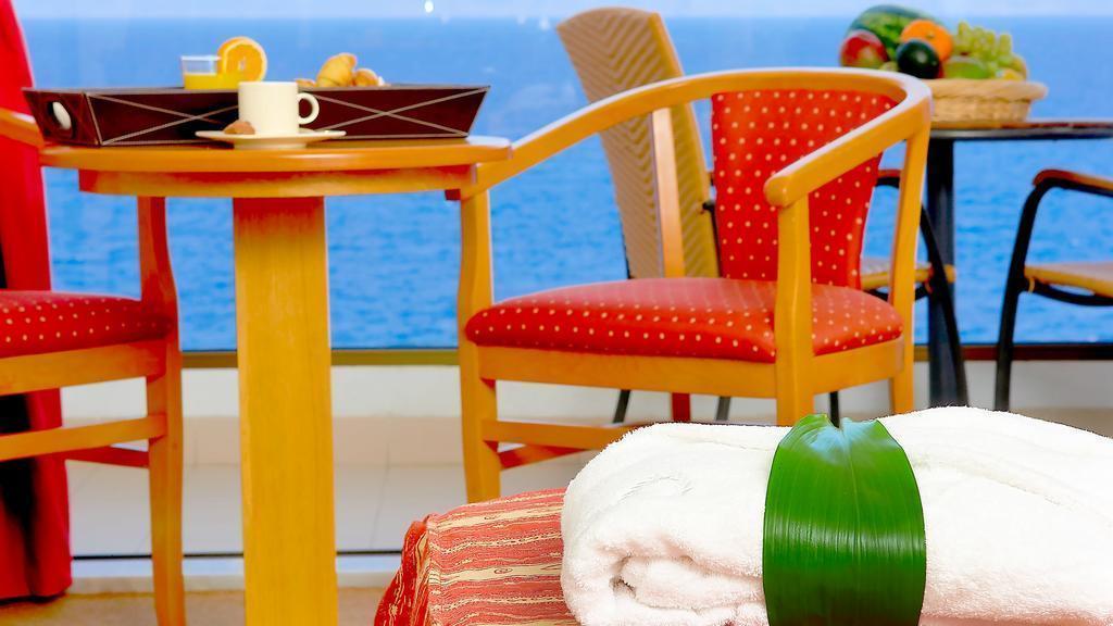 Фото Blue Sky City Beach Hotel 4*