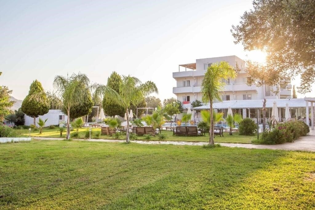 Изображение Evita Studios 3*