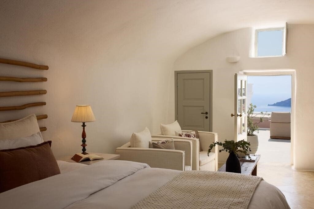 Фото Iconic Santorini Hotel 5*