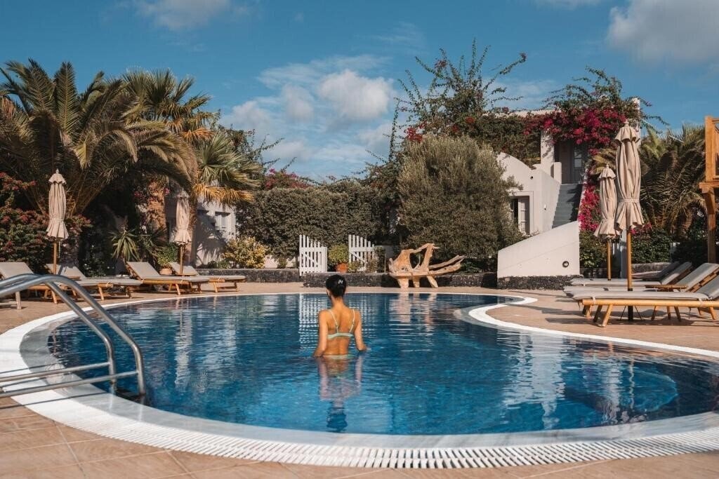 Отель Marillia Village Hotel 3*