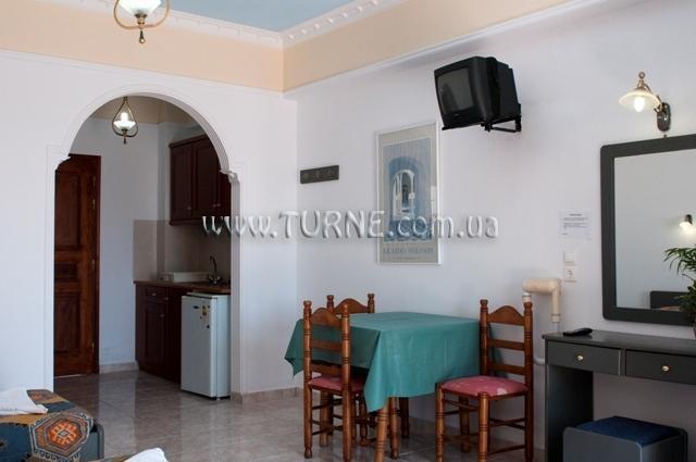 Blue Sea Santorini 3* қонақ үйі