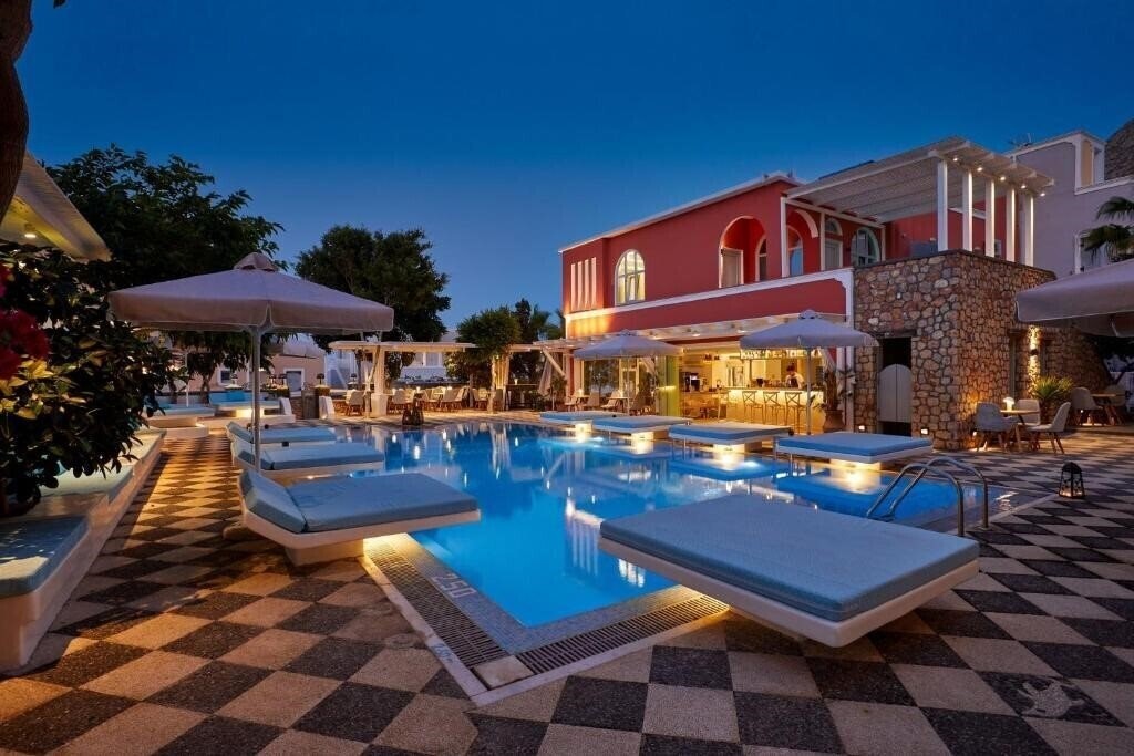 Отель Hotel & Studios Blue Sea 3*