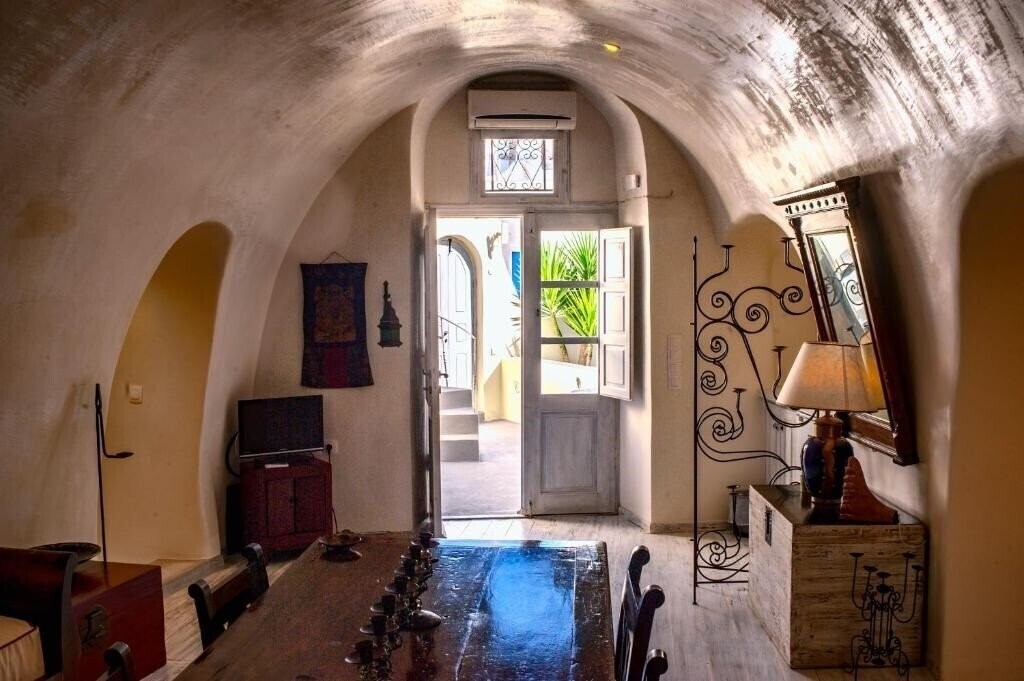 Heliophos Boutique Hotel 4* қонақ үйі