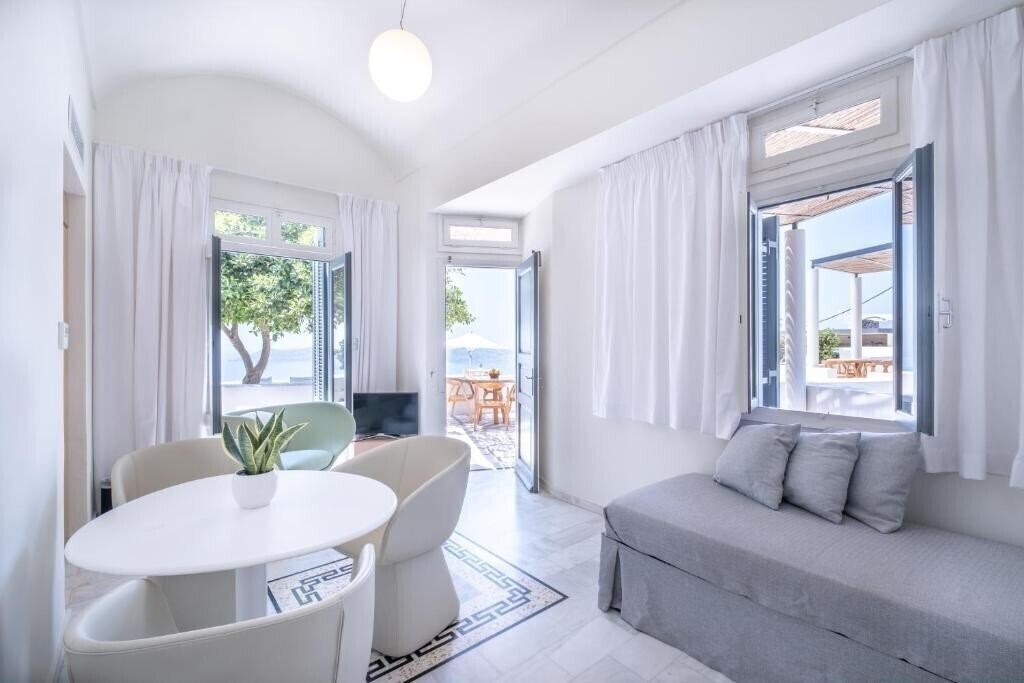 Фото Xenones Filotera 4*