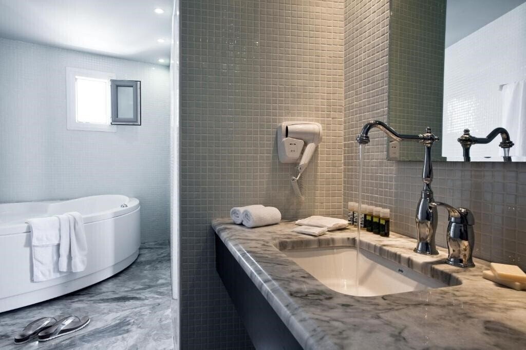 Xenones Filotera 4* фотосуреті