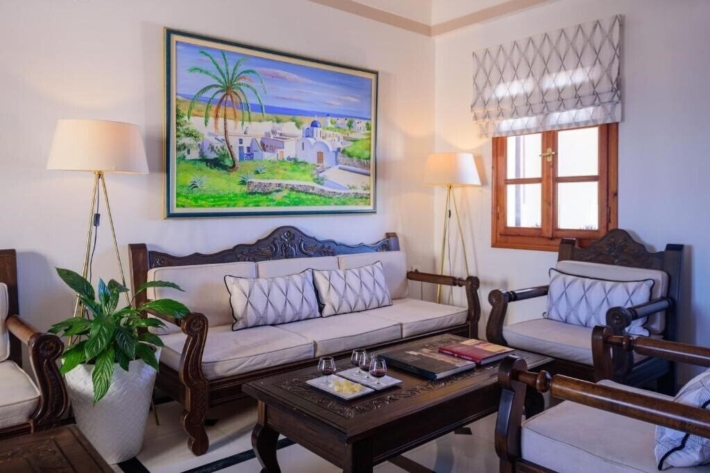 Astir Thira 3* суреті