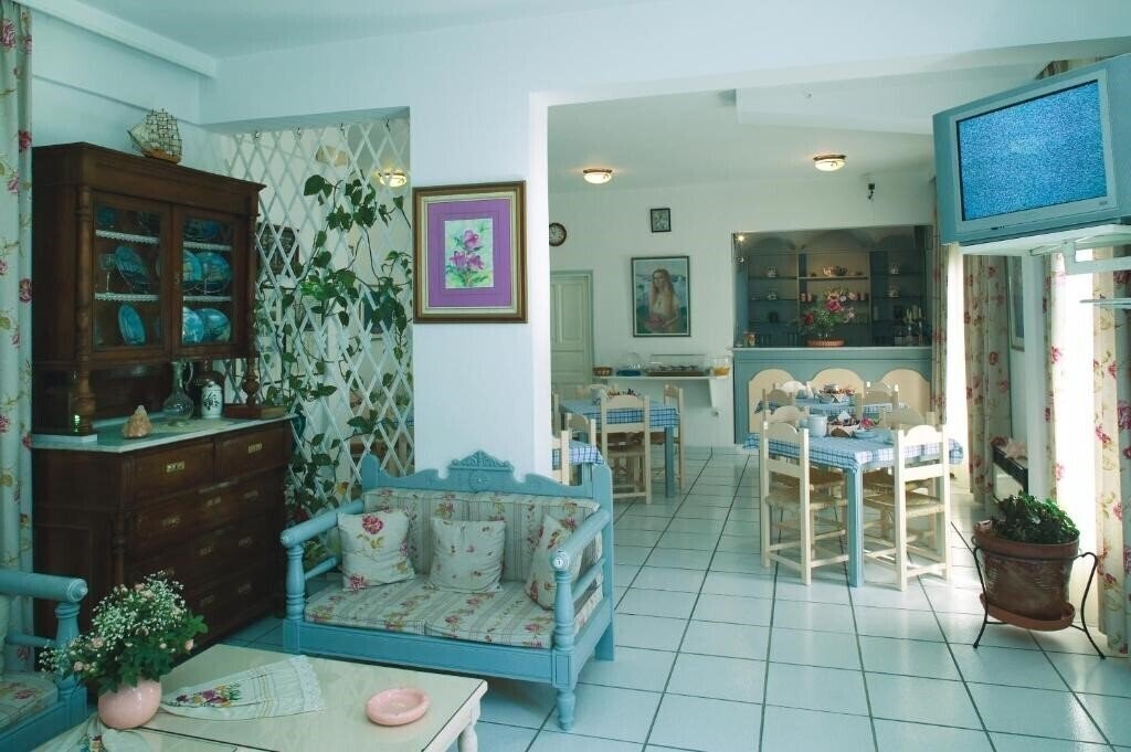 King Thiras 2* суреті