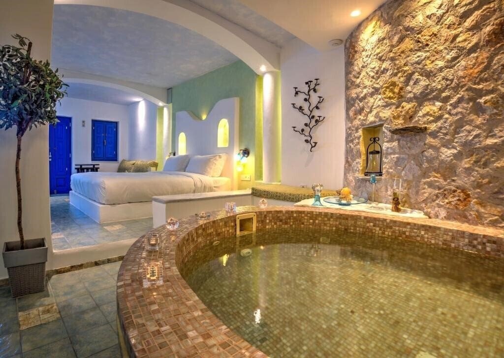 Astarte Suites 5* фотосуреті