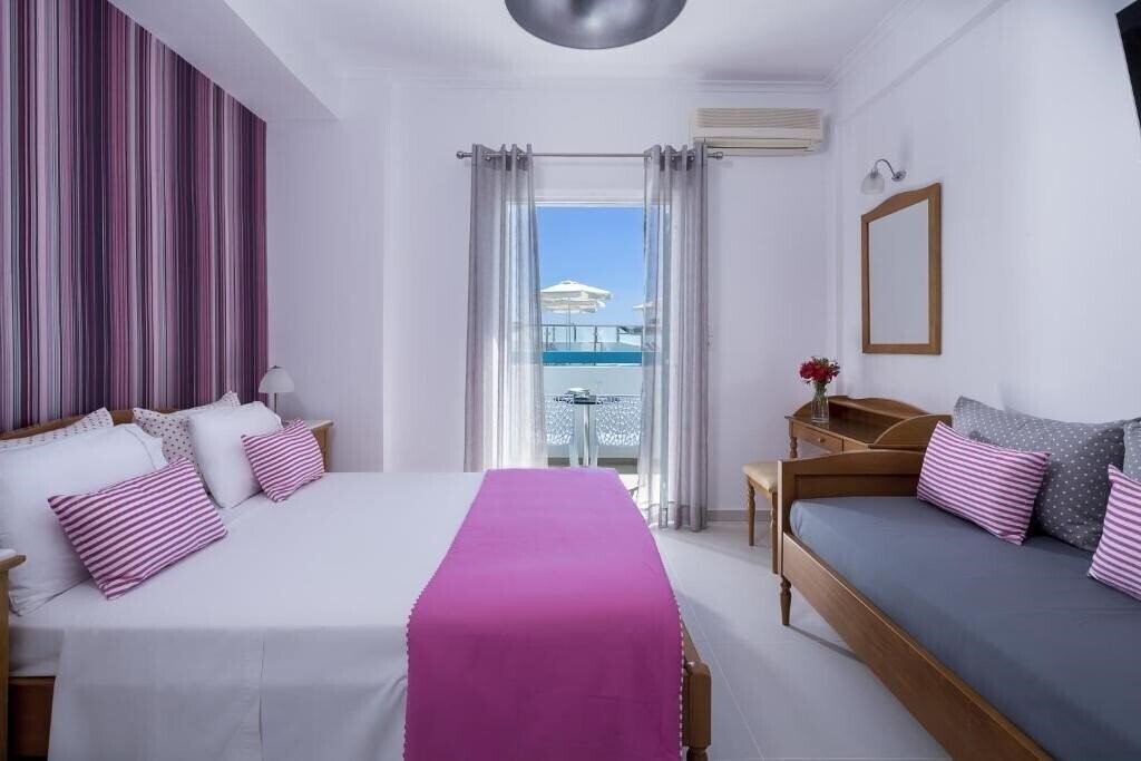 Santellini 3* қонақ үйі