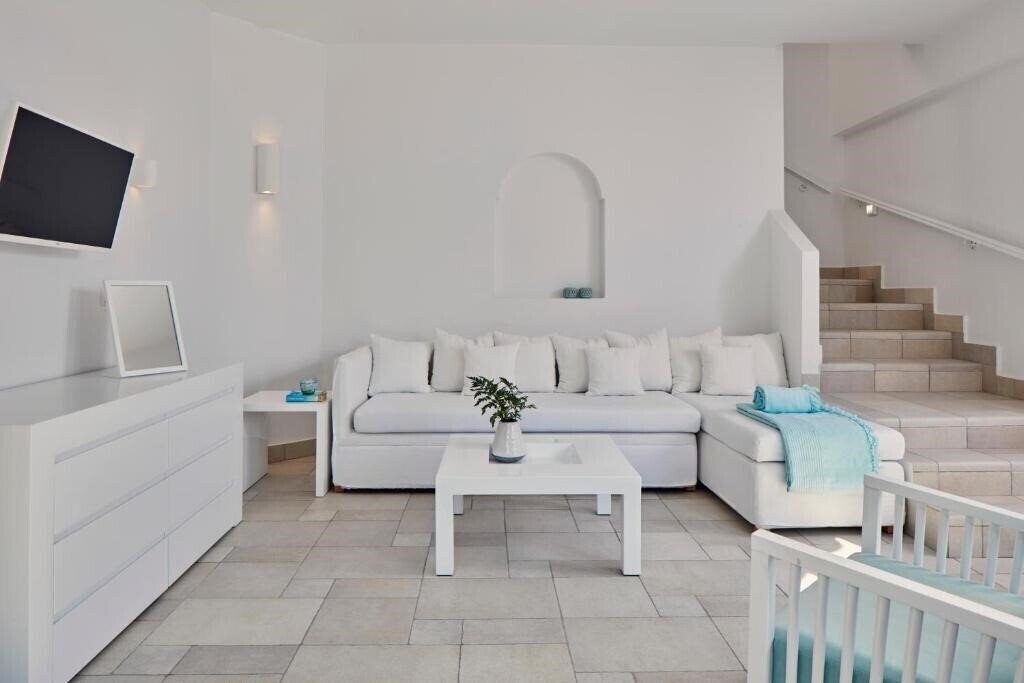 Aqua Blue Hotel Santorini 4* суреті