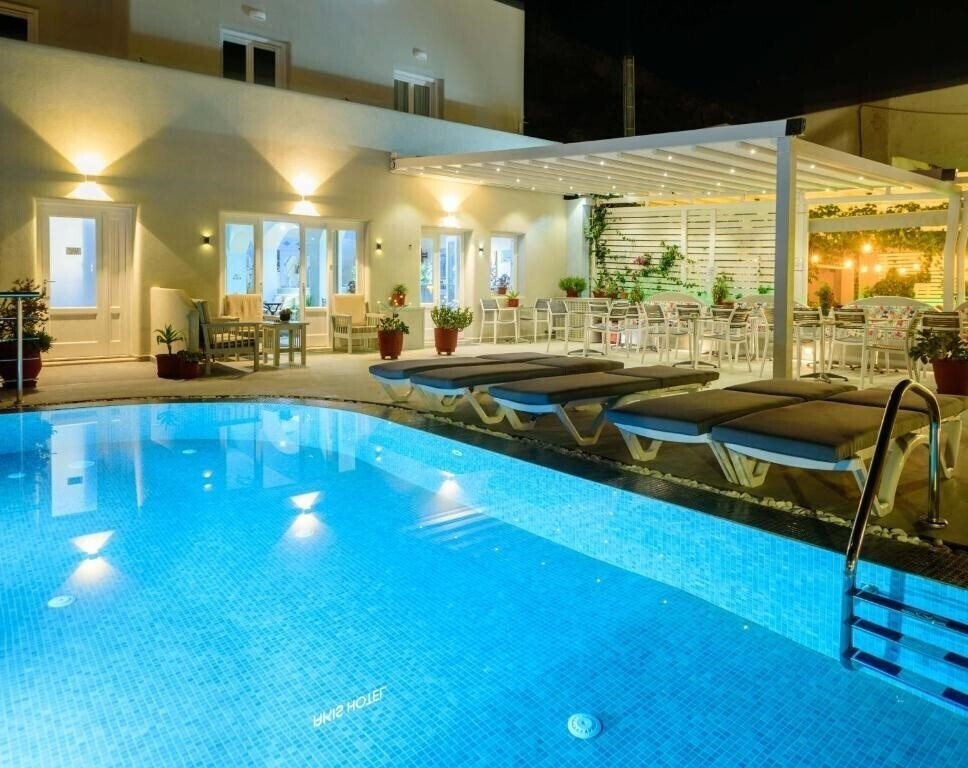 Akis Hotel 2* суреті