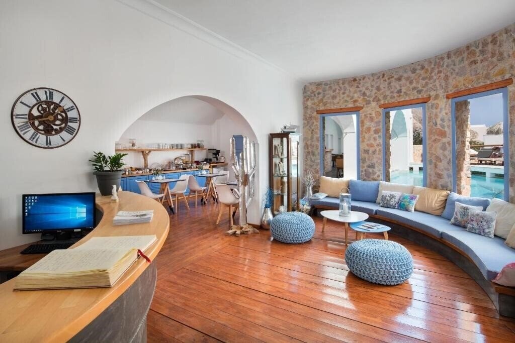 Meltemi Suites 4* суреті