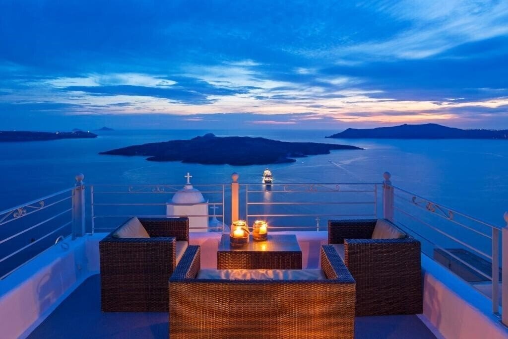 Фотография Aroma Suites 4*