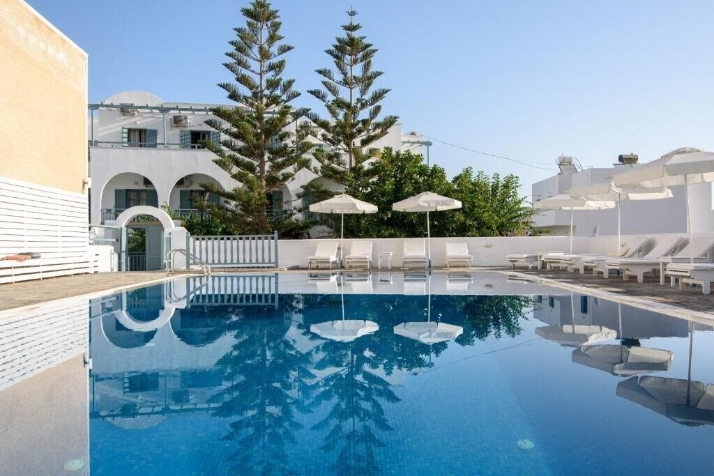 Фото Iris Boutique (ex. Alitana Boutique) 3*