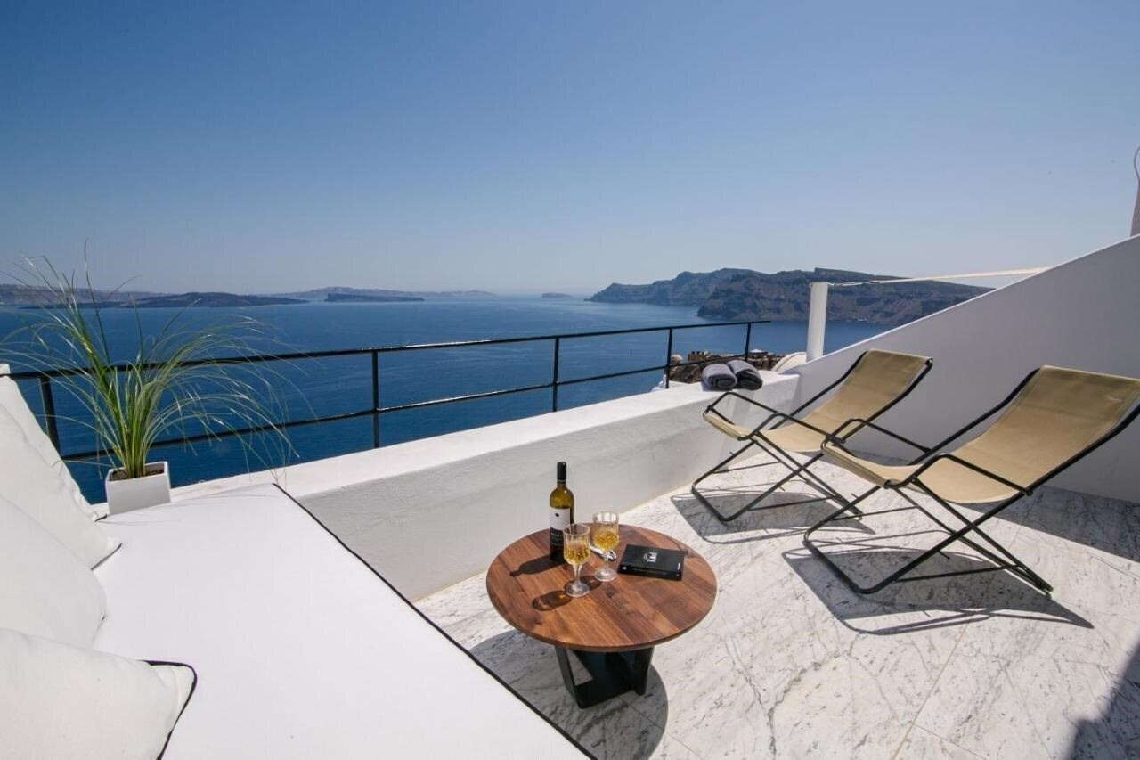Platis Residence Villa 4* суреті