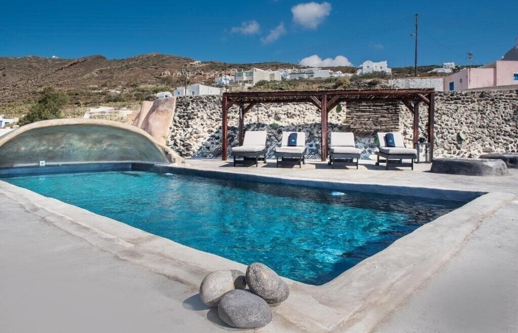 Фото Sophia Finikia Villa 4*