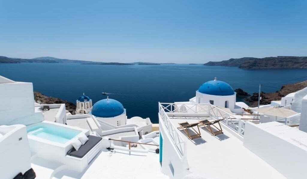 Отель Sophia Oia View 4*