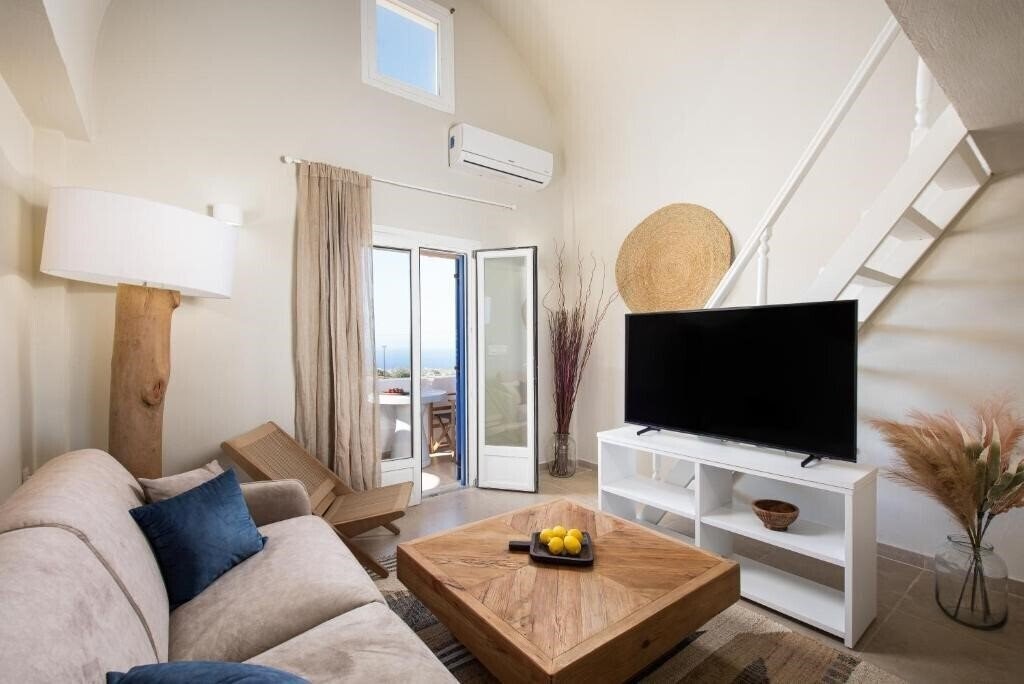 The Noverian Bios Santorini Hotel 5* суреті