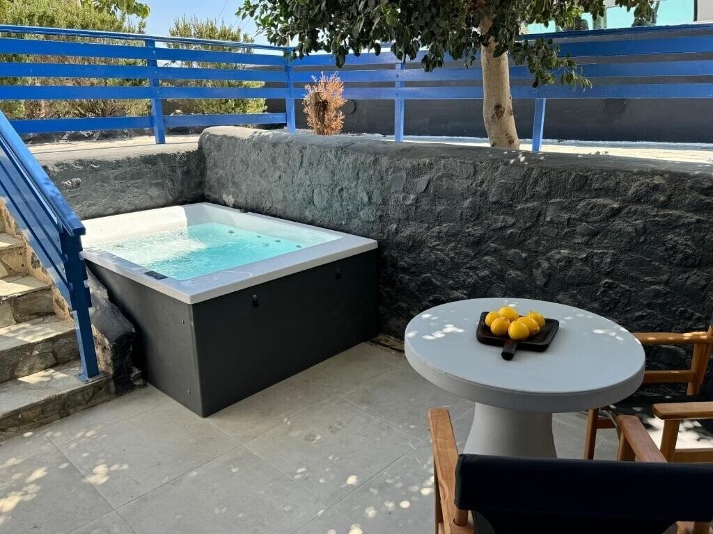 The Noverian Bios Santorini Hotel 5* суреті