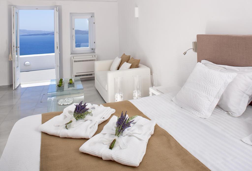 Фото Canaves Oia Hotel Santorini 4*