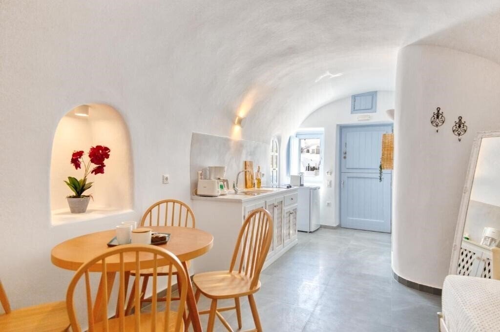 Изображение Aris Caves 4*