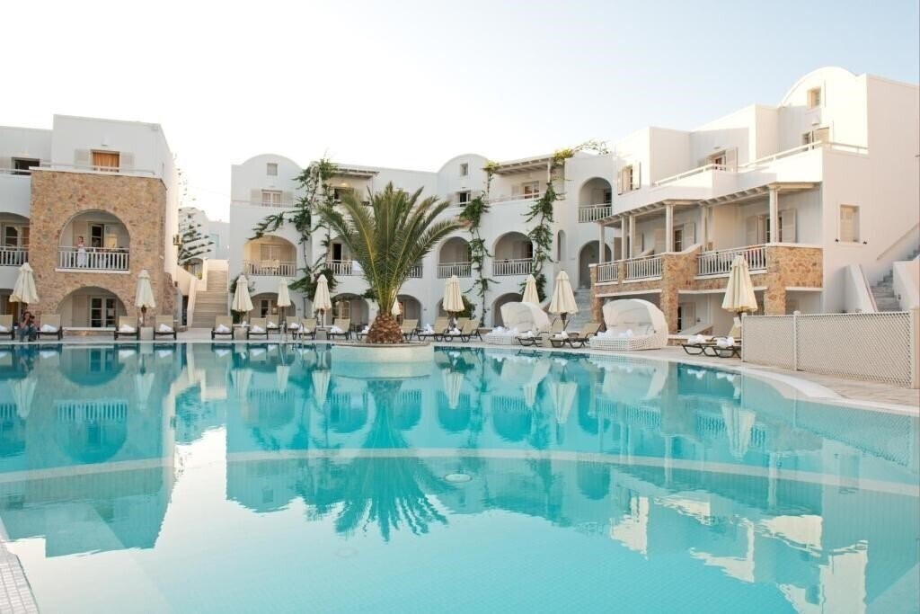 Отель Aegean Plaza 4*