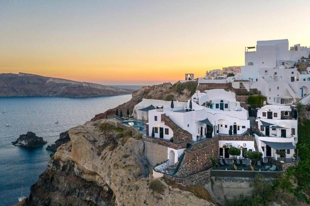 Pearl Of Caldera Oia 4* қонақ үйі